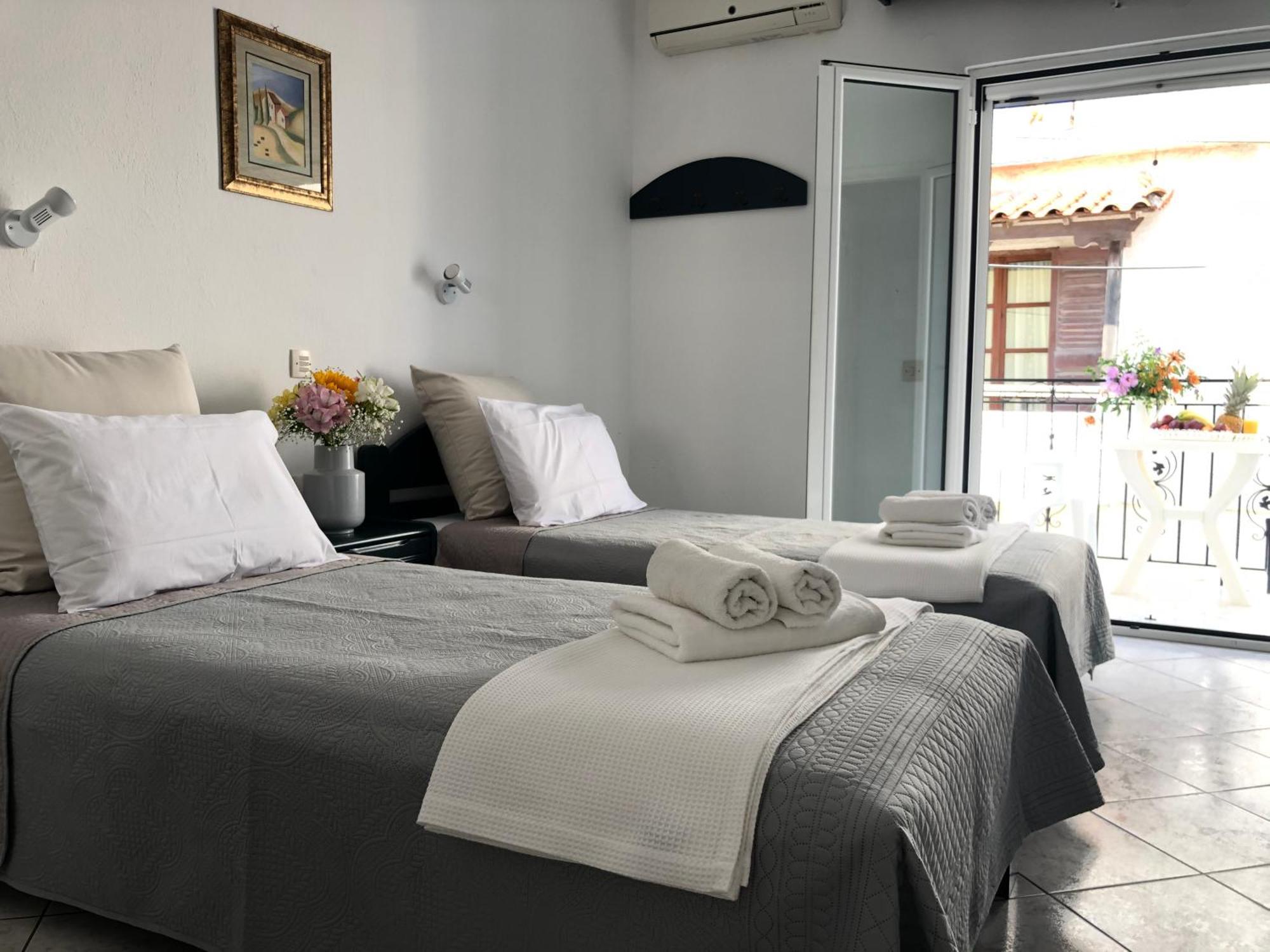 Central Apartment Skiathos Town